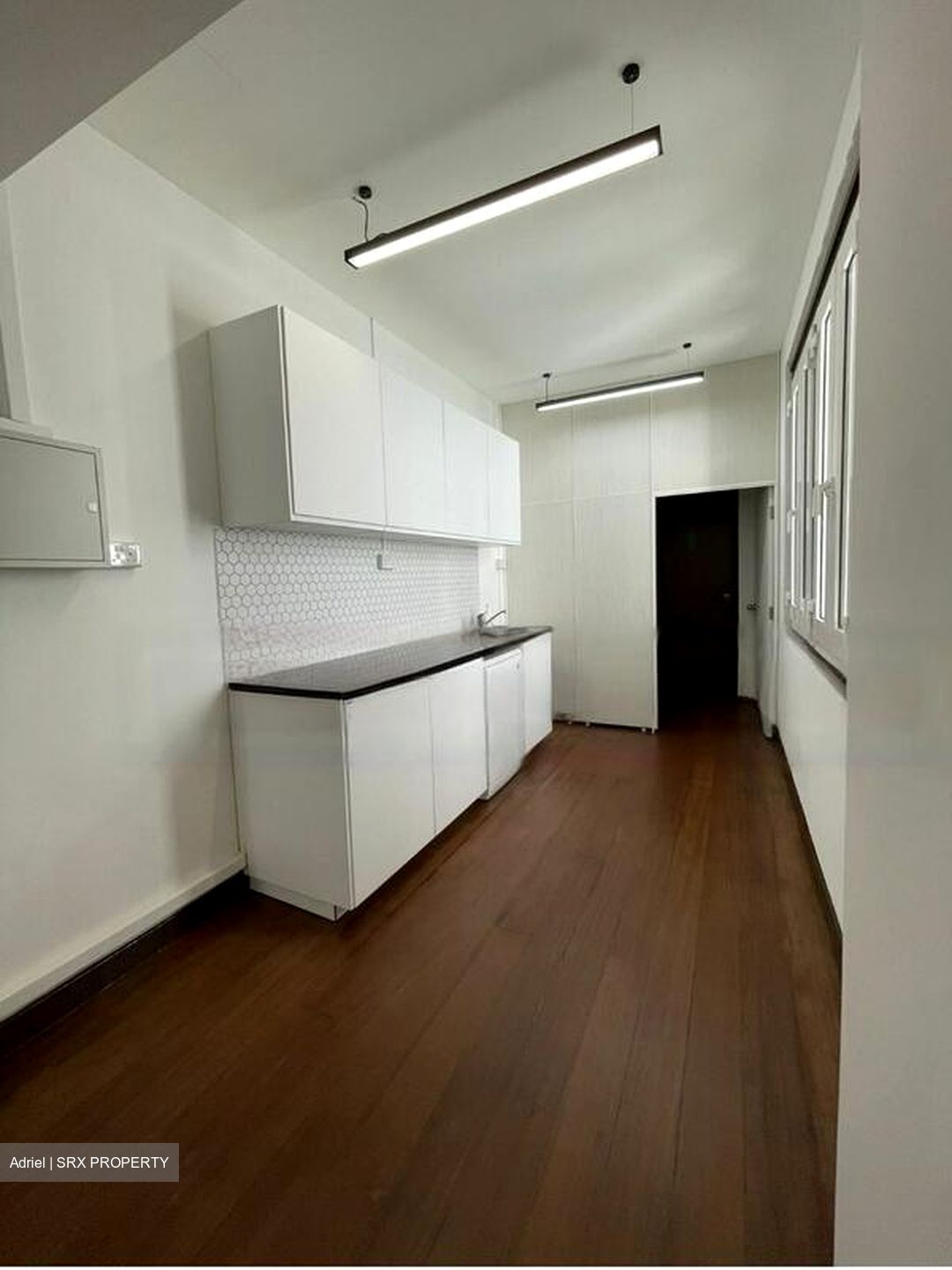 Ocbc Property Services Building (D1), Office #456149391